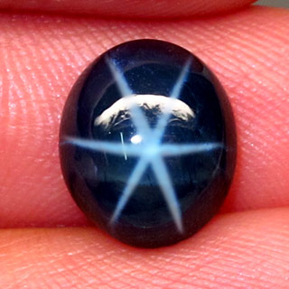 Кольцо со звездчатым сапфиром