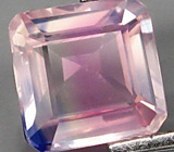 Кольцо с полихромным сапфиром и бриллиантами