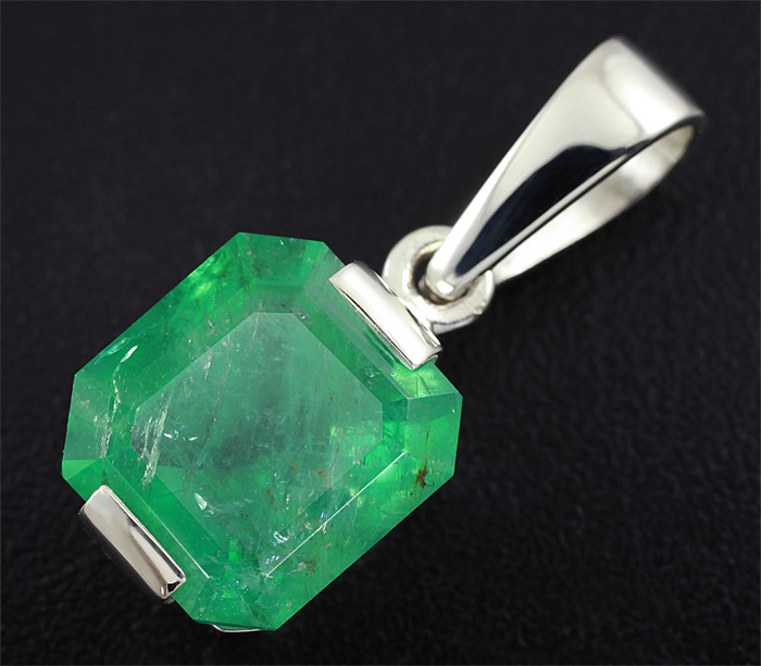 Серебро 925 Кулон с уральским изумрудом