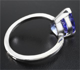 Кольцо с чистейшим танзанитом и бриллиантами