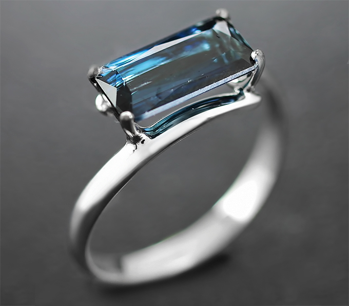 Серебро 925 Кольцо с синим турмалином
