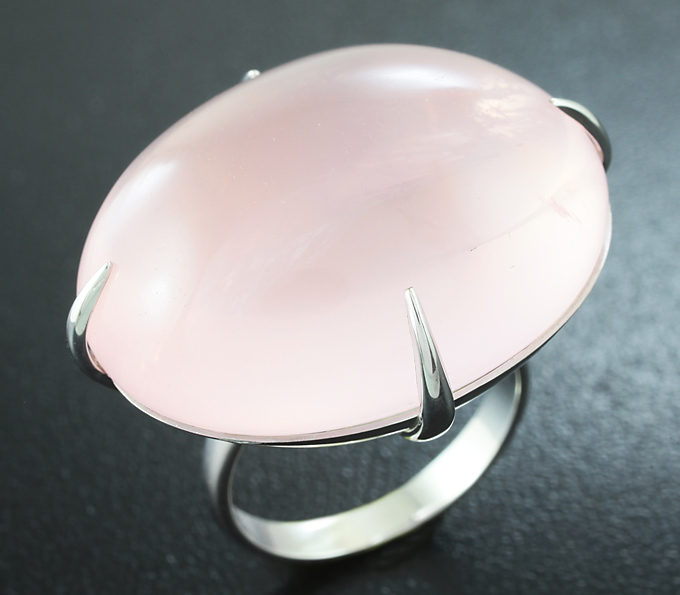 Кольцо c розовым кварцем