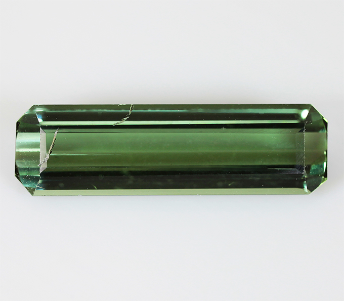 Зеленый турмалин 1,76 карат