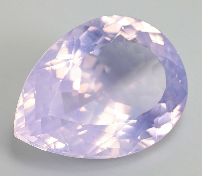 Кольцо с лавандовым и фиолетовыми аметистами