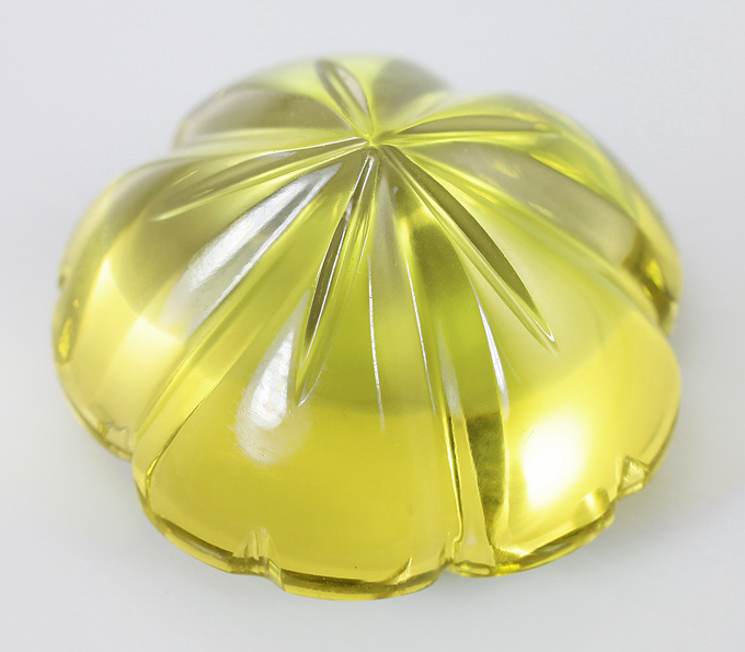 Чистейший лимонный цитрин авторской огранки 24,76 карата