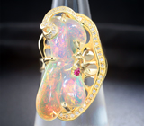 Кольцо c кристаллическим эфиопским опалом, розовым сапфиром и бриллиантами