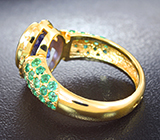 Кольцо с танзанитом 3,18 карата, изумрудами и бриллиантами