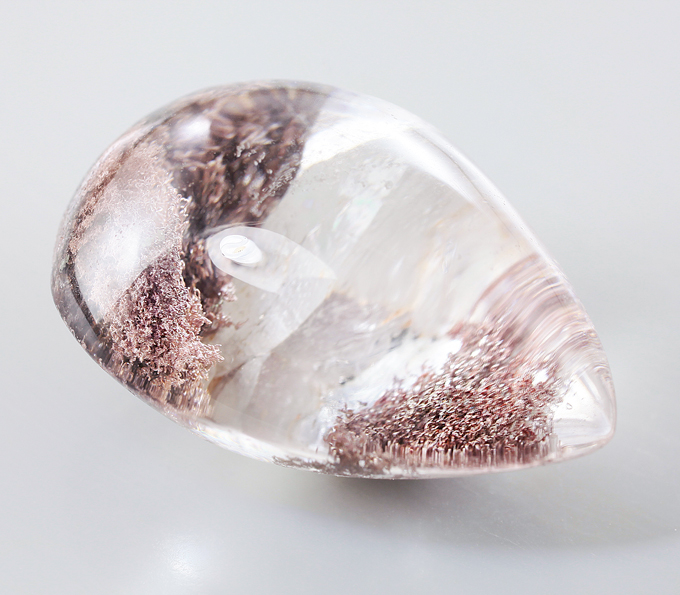 Камень в камне! Кристалл кварца в кабошоне «садового» кварца 46,3 карата
