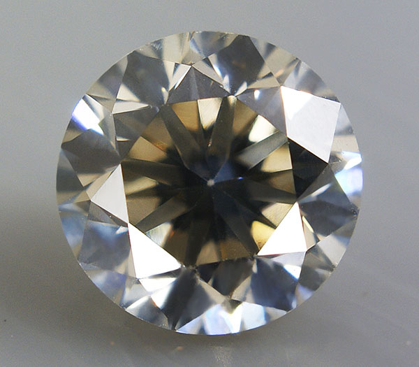 Кольцо с бриллиантом 0,67 карата