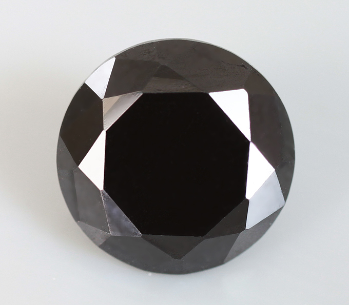 Кольцо с черным бриллиантом 1,38 карата