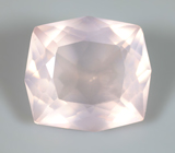 Чистейший крупный розовый кварц эффектной огранки 19,39 карата