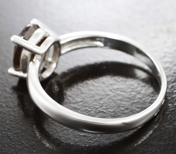 Кольцо с гранатом со сменой цвета 2,47 карата