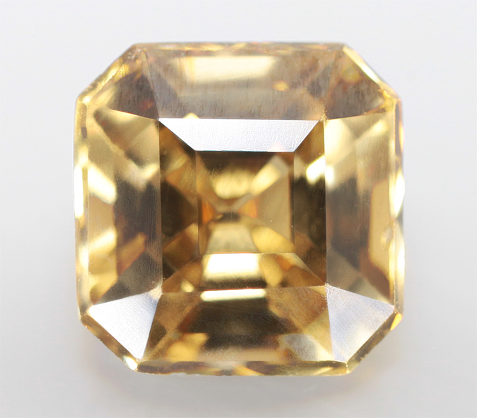 Желтый циркон 1,42 карата