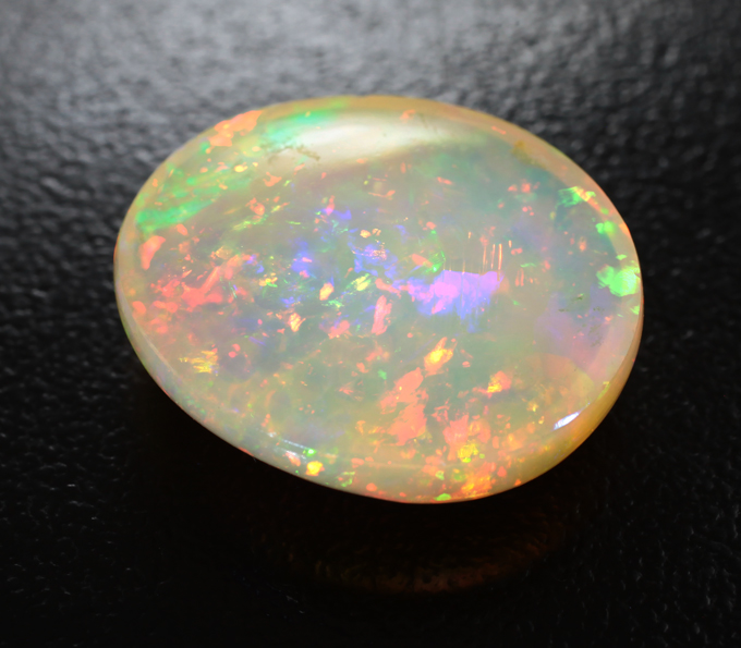 Топовое качество! Крупный кристаллический эфиопский опал 10,1 карата