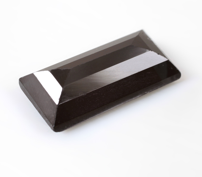 Шерл 4,99 карата