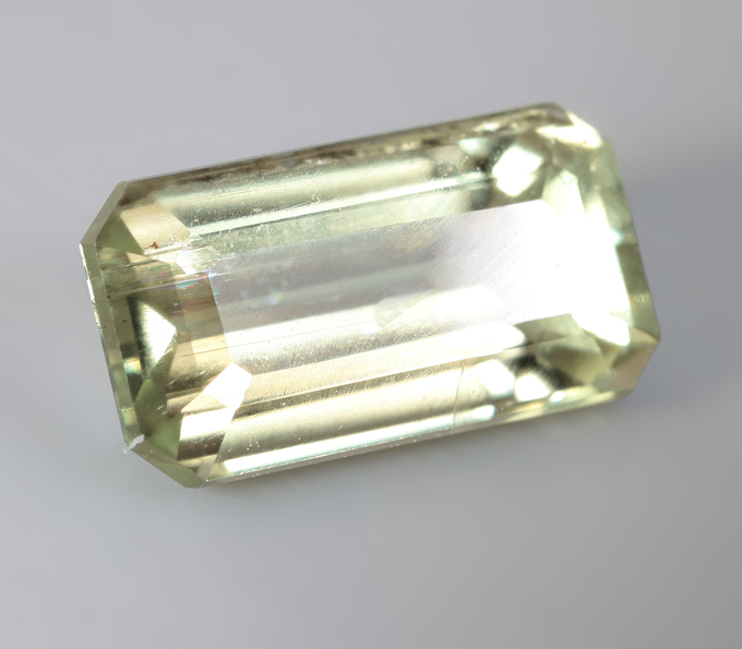 Диаспор 2,71 карата