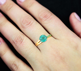 Золотое кольцо с ярким «неоновым» апатитом 2,15 карата и цаворитами