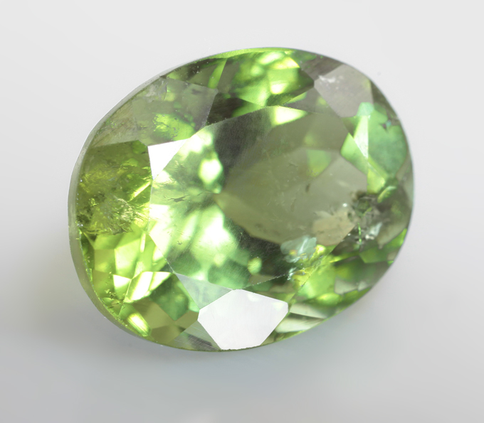 Зеленый турмалин 4,9 карата