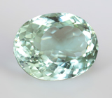 Чистейший апатит оттенка морской волны 3,85 карата