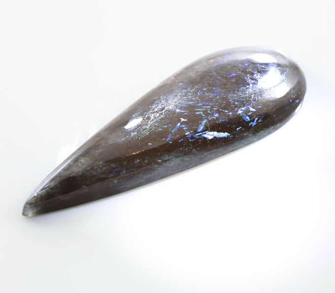 Редкий крупный нууммит 21,51 карата