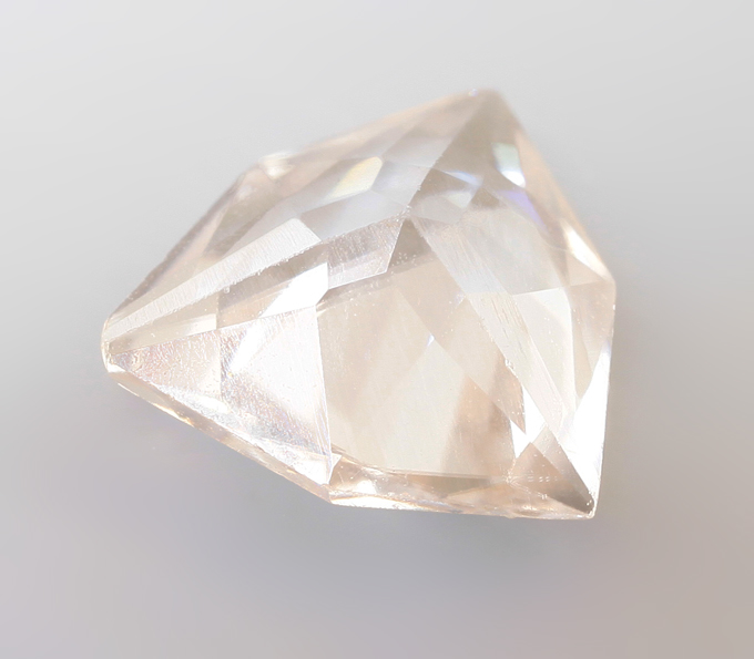 Циркон авторской огранки 1,26 карата