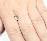 Чистейший циркон "шампань" 2,15 карата