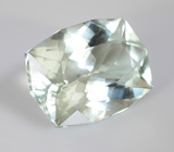 Чистейший платиново-зеленый аметист авторской огранки 9 карат