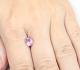 "Неоновая" розовато-пурпурная шпинель 1,92 карата