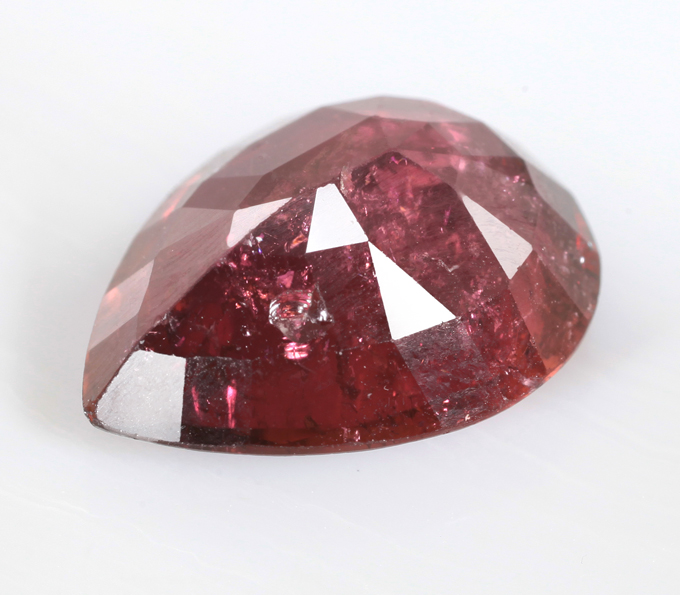 Рубеллит турмалин 4,9 карата