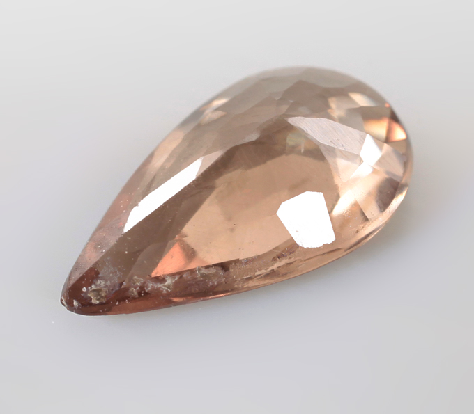 Гранат со сменой цвета 0,8 карата