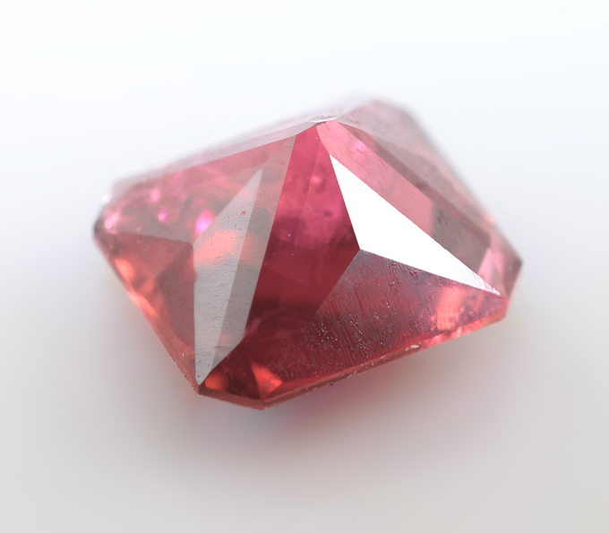 Рубеллит турмалин 1,55 карата