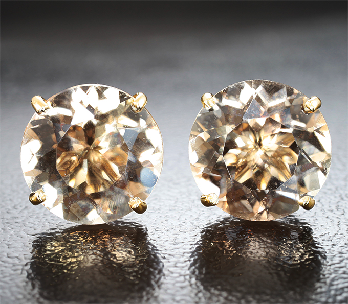 Пусеты с топазами 8,31 карата