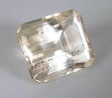 Пастельно-желтый крупный скаполит 8,86 карата