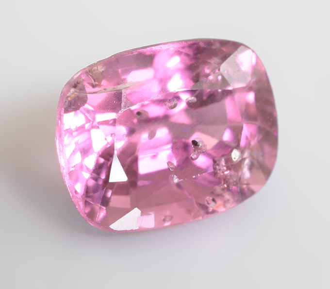 Пурпурная шпинель 1,84 карата