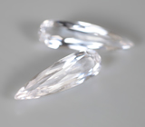 Пара бесцветных данбуритов 3,44 карата