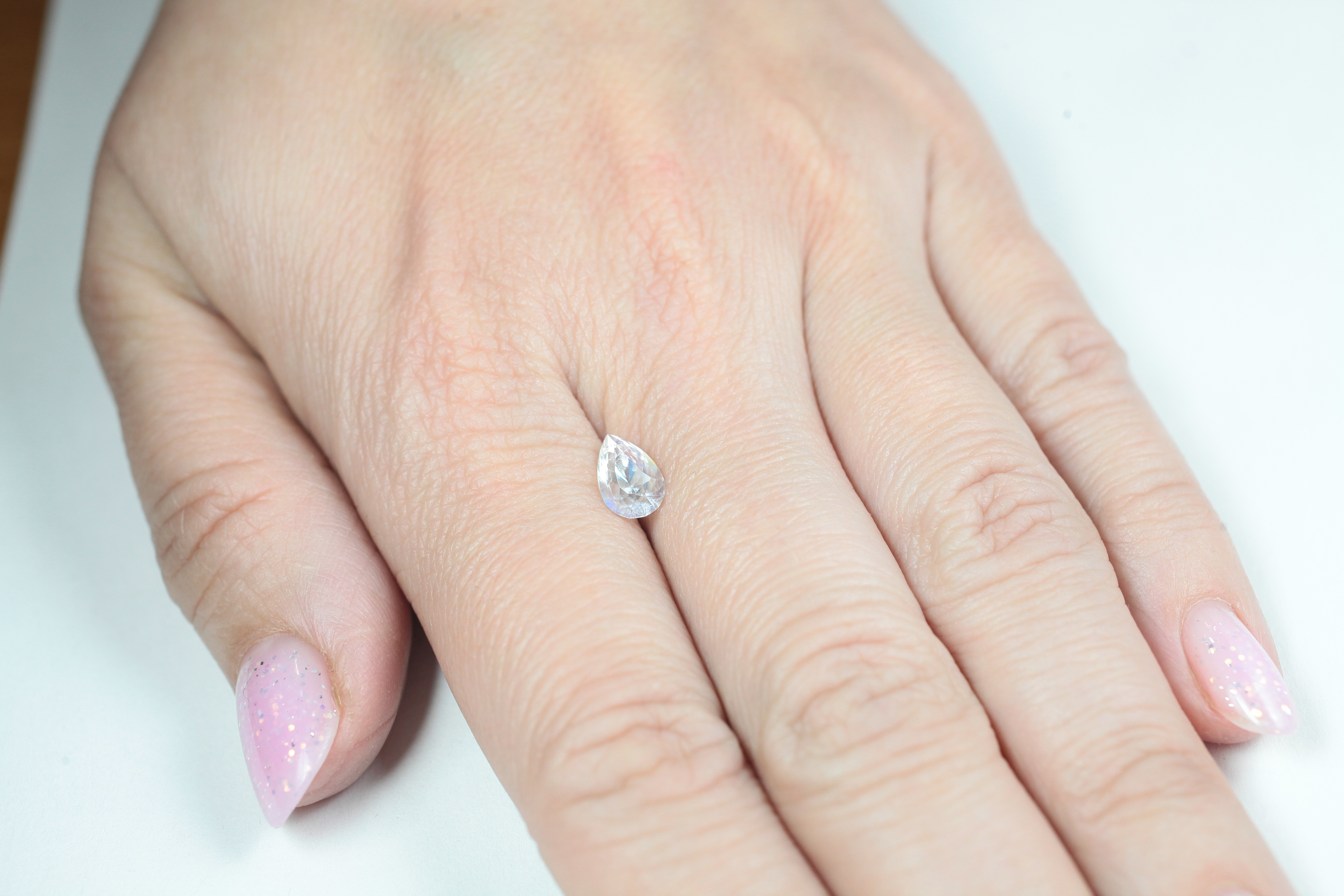 Ограненный лунный камень 1,18 карата