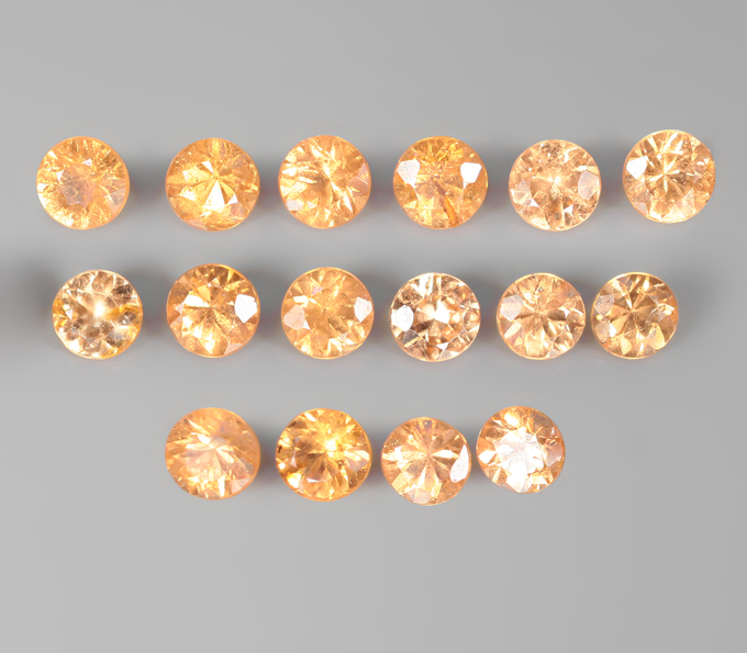 Набор из 16 спессартинов гранатов 3,06 карата
