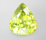 Желтовато-зеленый сфен 3,83 карата