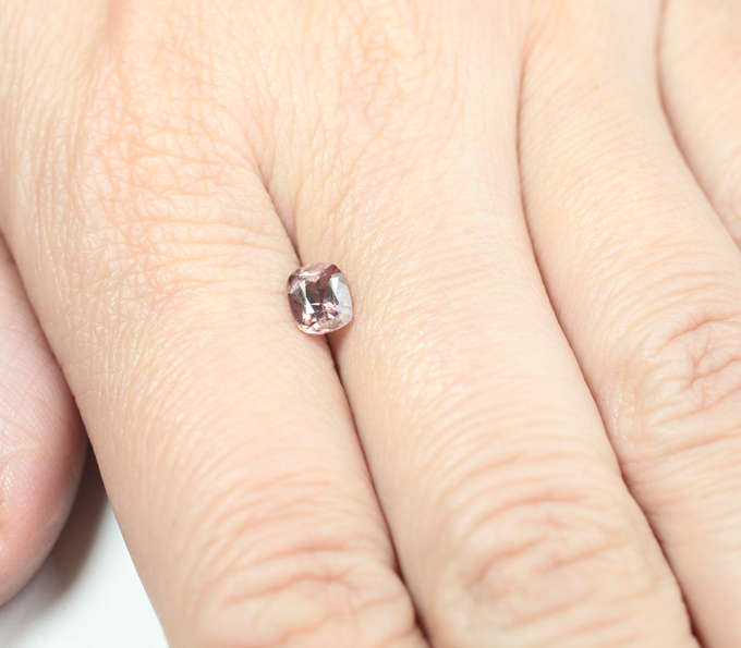 Зултанит 0,79 карата