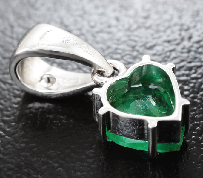 Кулон с изумрудом редкой огранки 0,89 карата и бриллиантом