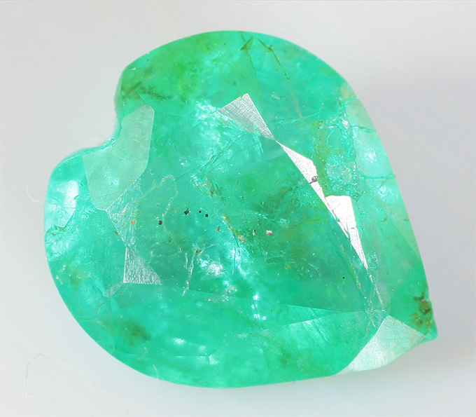 Кулон с изумрудом редкой огранки 0,89 карата и бриллиантом