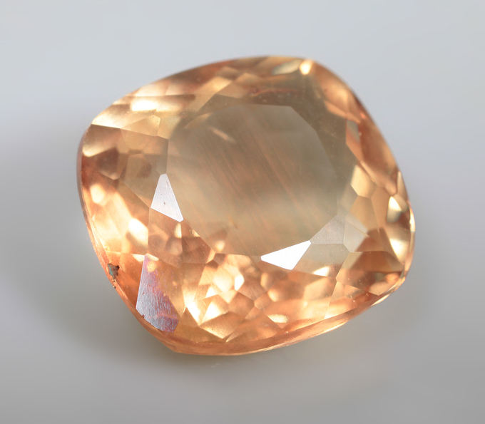 Андезин 3,92 карата