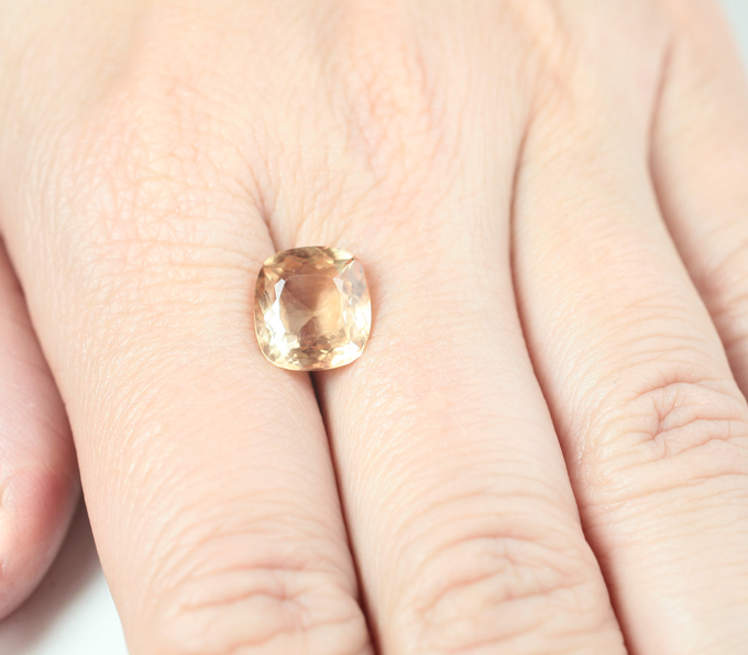 Андезин 3,92 карата