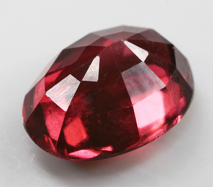 Пироп гранат 3,38 карата