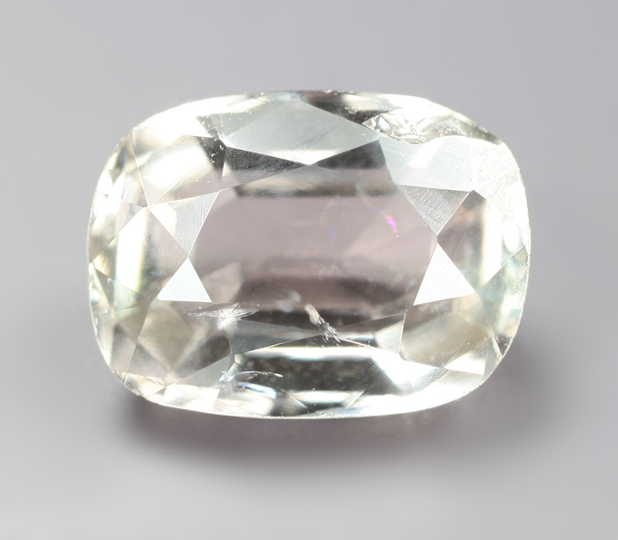 Пастельно-желтый циркон 1,1 карата