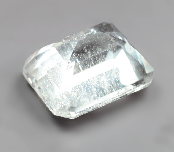 Редкий фенакит 3,01 карата