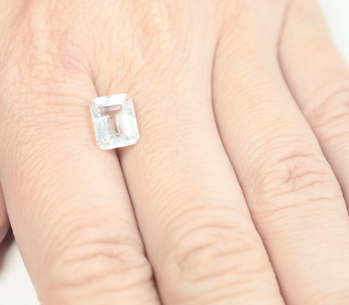 Редкий фенакит 3,01 карата