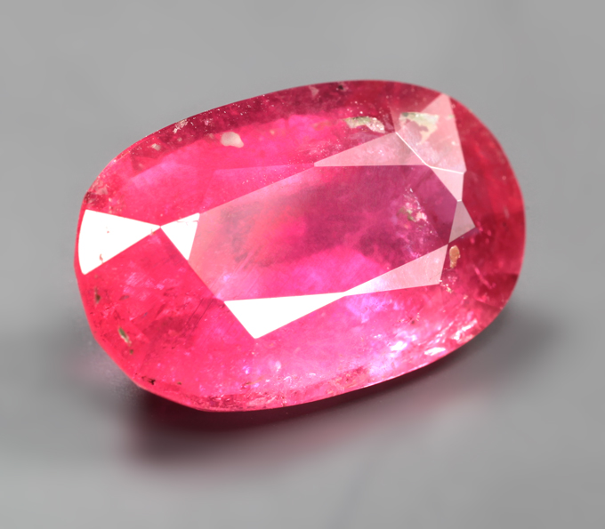 Крупный пурпурно-розовый рубеллит турмалин 9,91 карата