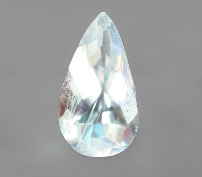 Ограненный лунный камень 1,21 карата