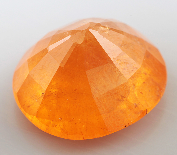 Крупный спессартин "фанта" 9,59 карата